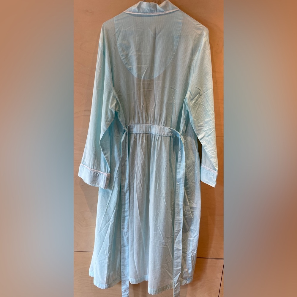 Vanity Fair long Cotton Robe - Picture 2 of 9
